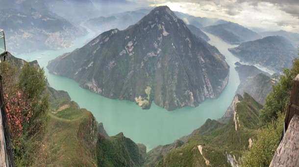 三峽之巔